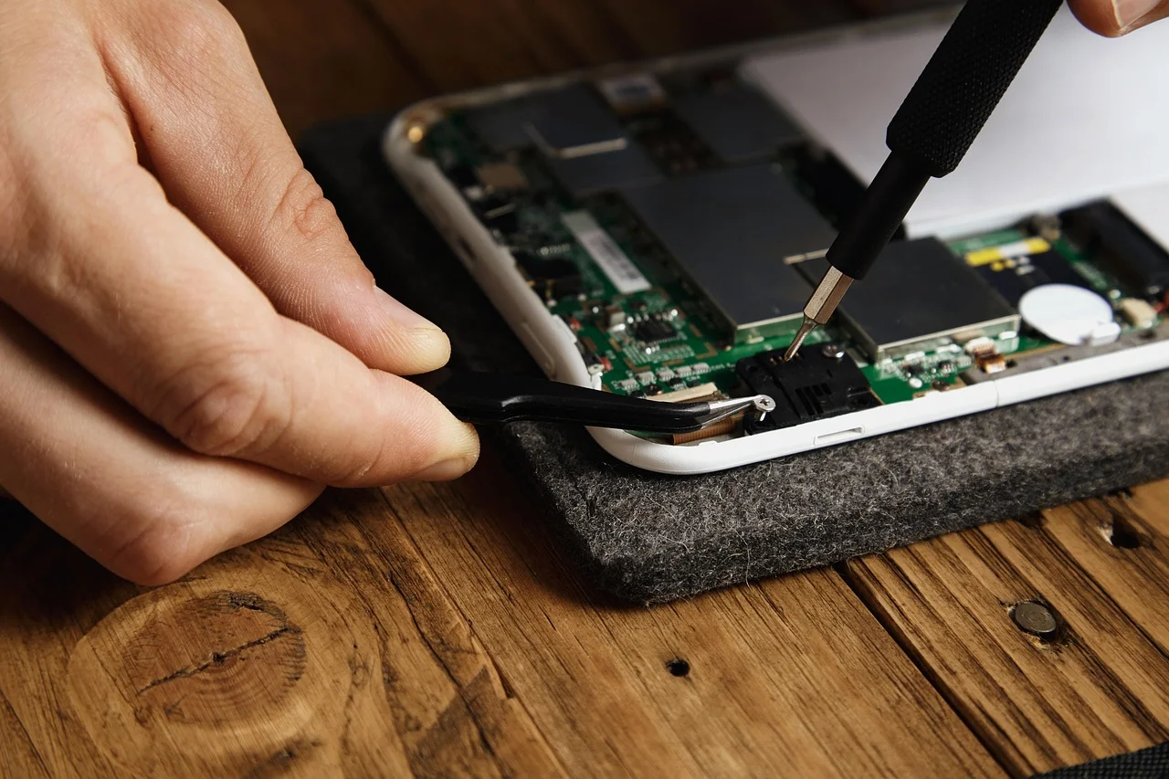 Precyzyjne tłumaczenia techniczne dla sektora technologicznego